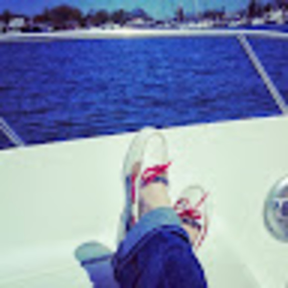 Meet your Posher, Cassandra - Picture 1 of 1